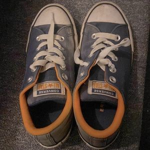 Kids size 3 Converse